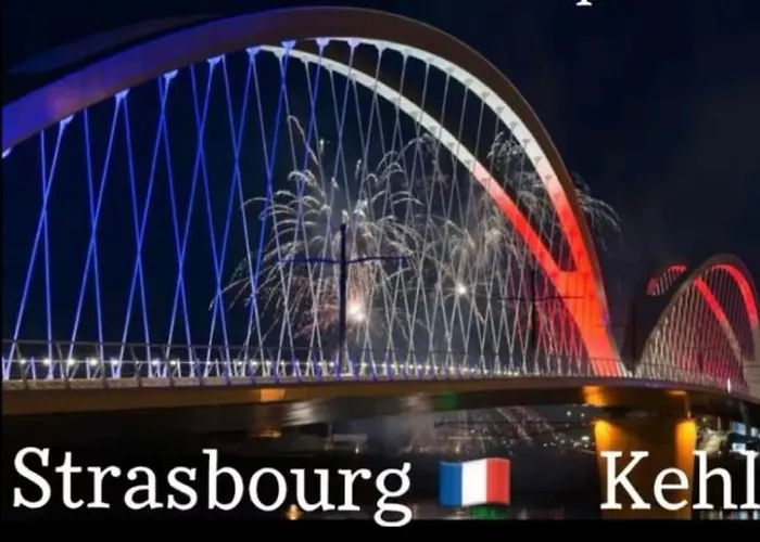 3 Pieces A 10 Minutes Du Celebre Marche De Noel De Strasbourg Apartament
