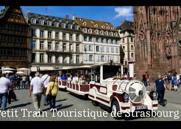 3 Pieces A 10 Minutes Du Celebre Marche De Noel De Strasbourg *